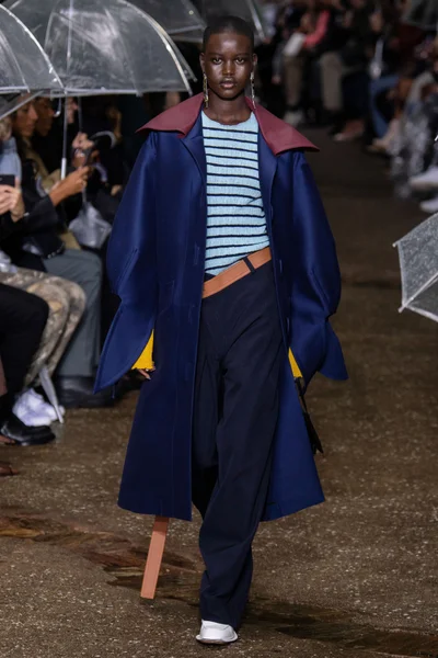 Look 5
